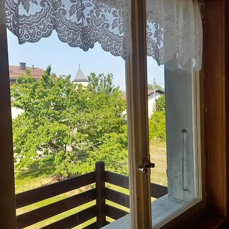 Apartment Au Pre De La Cure *
